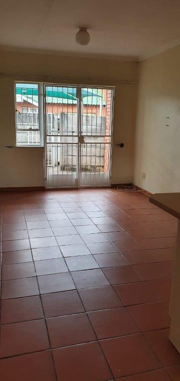 2 Bedroom Property for Sale in Ladybrand Free State